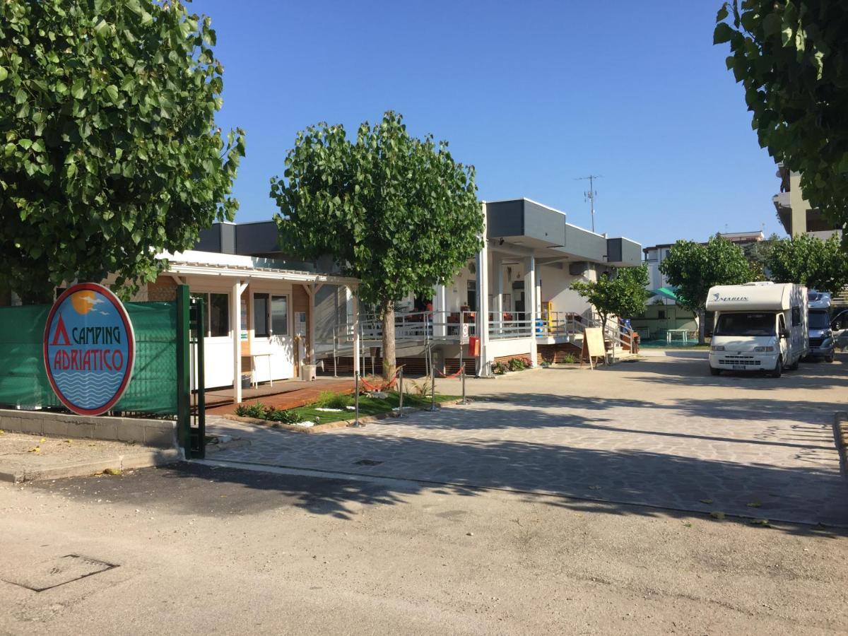 Camping Adriatico Martinsicuro Bagian luar foto